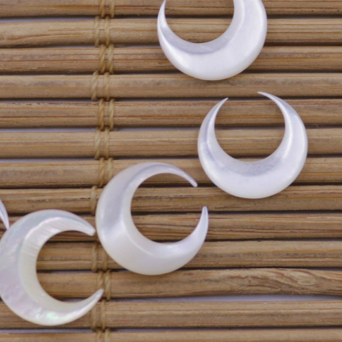 10 PCS Nail 3D Art Moon Shape  - Jewelry Making Drill reseña y precio